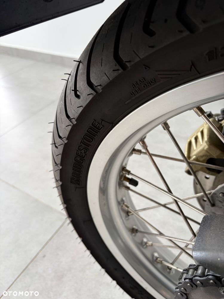 Royal Enfield Continental - 9