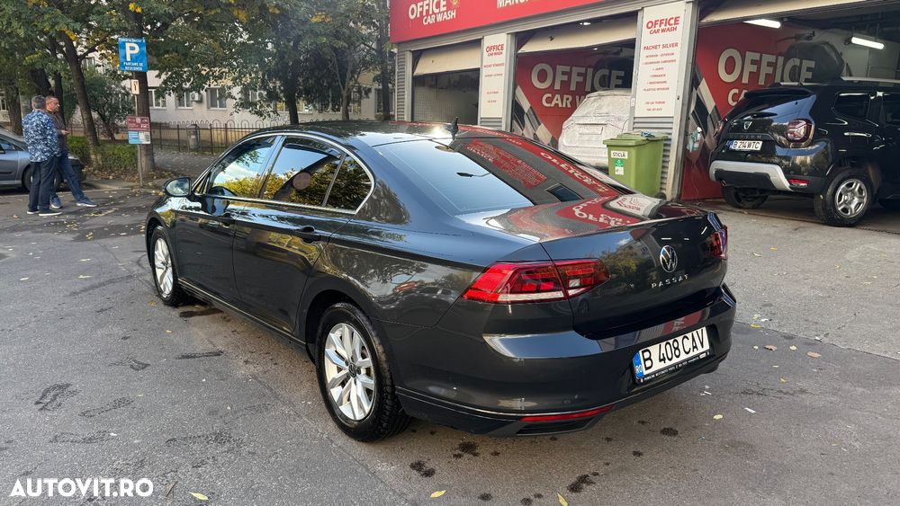Volkswagen Passat 2.0 TDI DSG Comfortline - 7