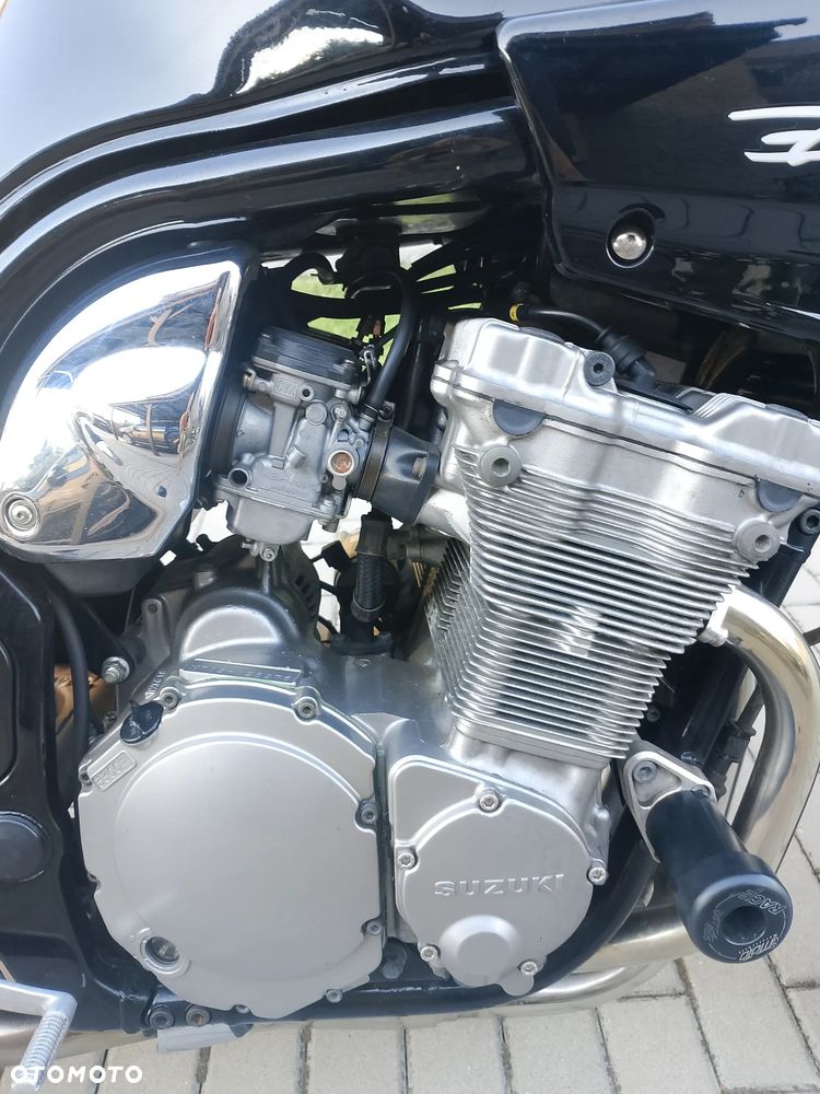 Suzuki Bandit - 12