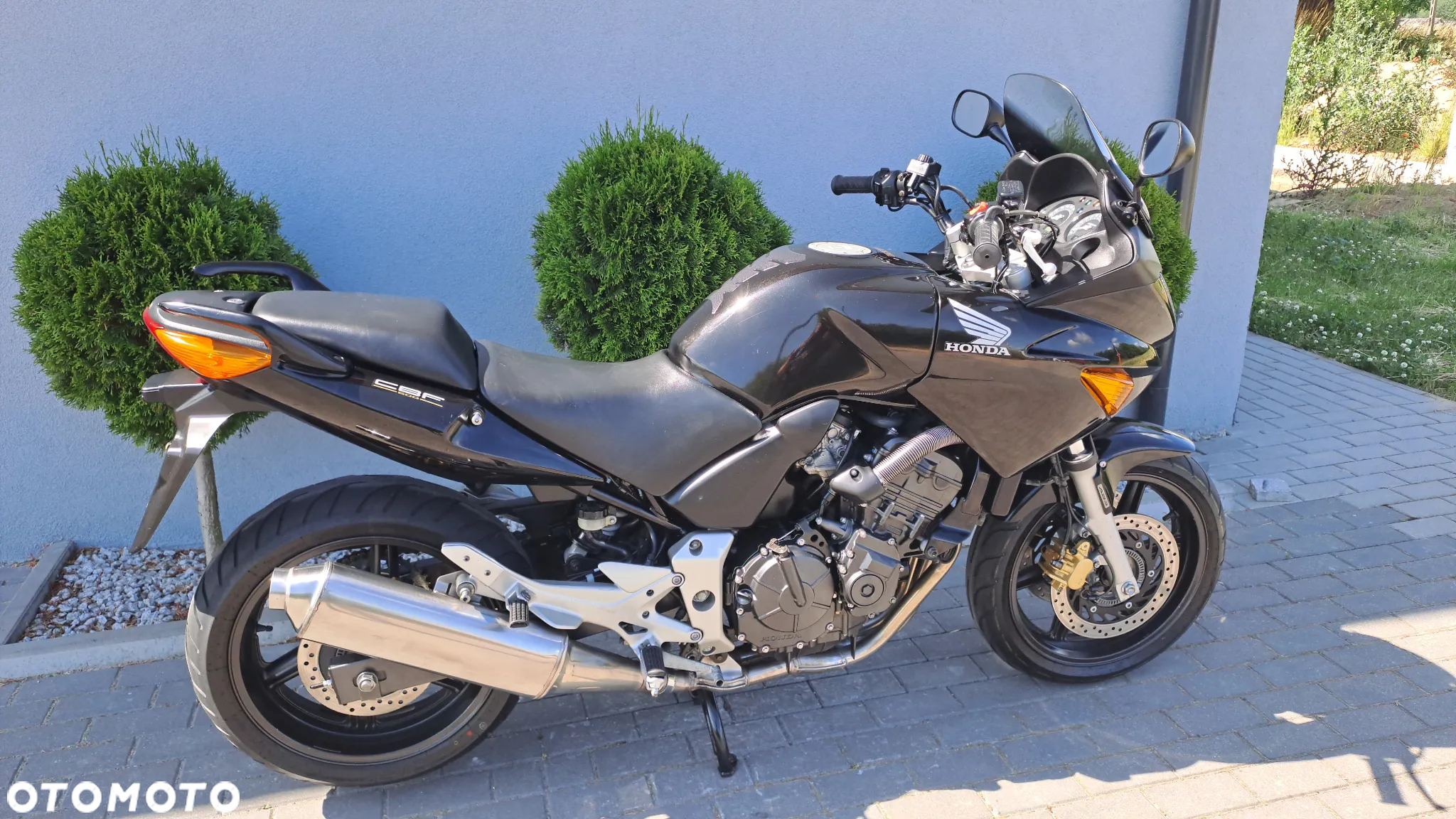 Honda CBF - 13