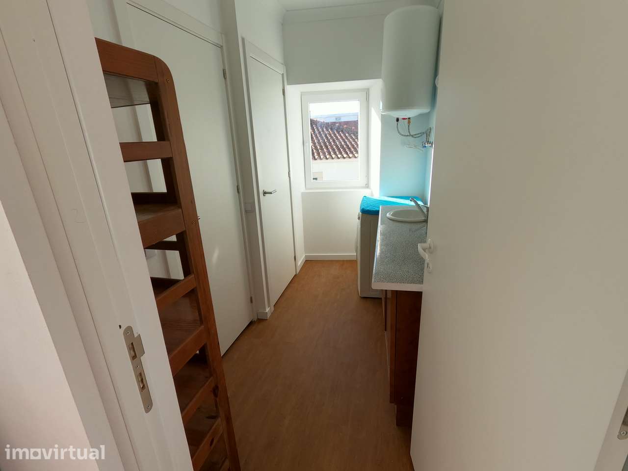 Apartamento T2 totalmente remodelado, pronto a habitar - Grande imagem: 4/18