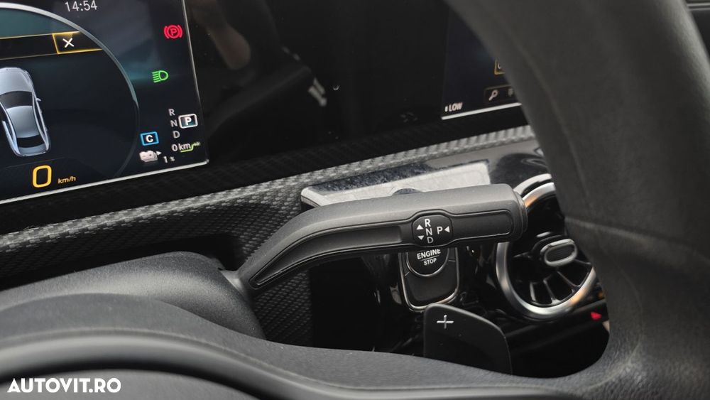 Mercedes-Benz A - 16