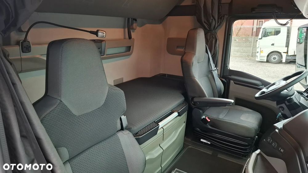 MAN TGX 18.470 GM / RETARDER / SOLÓWKA 19 PALET / CAŁY NA PODUSZKACH / - 15