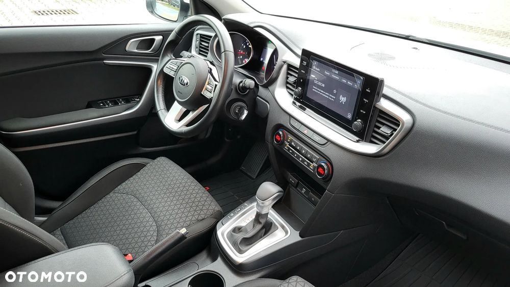 Kia Ceed 1.4 T-GDI M DCT - 17