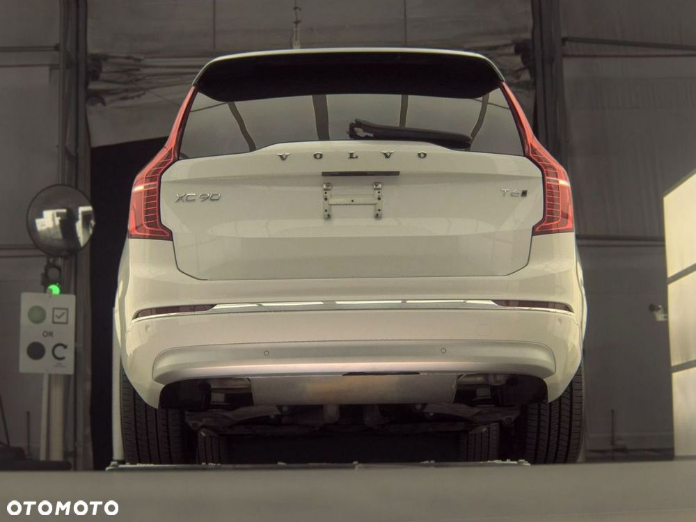 Volvo XC 90 - 6