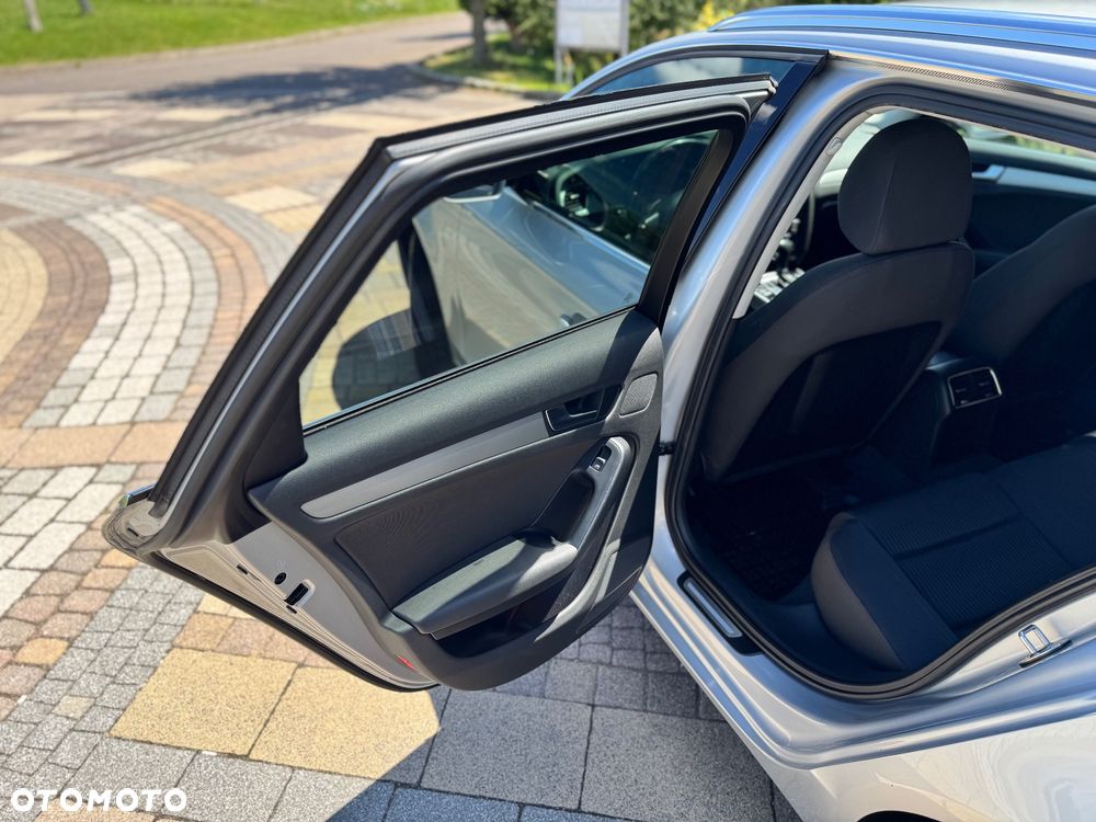Audi A4 Avant 1.8 TFSI multitronic Ambiente - 18