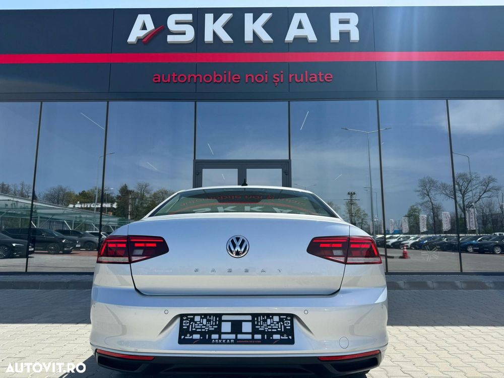 Volkswagen Passat 2.0 TDI DSG Advance - 7