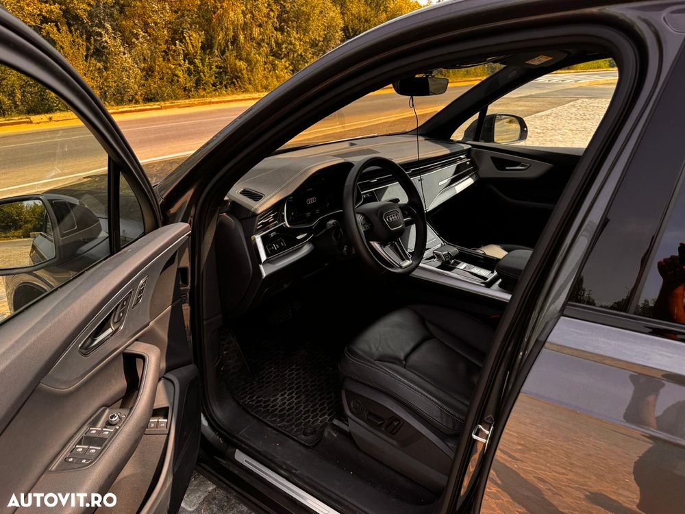 Audi Q7 55 TFSIe quattro tiptronic - 14