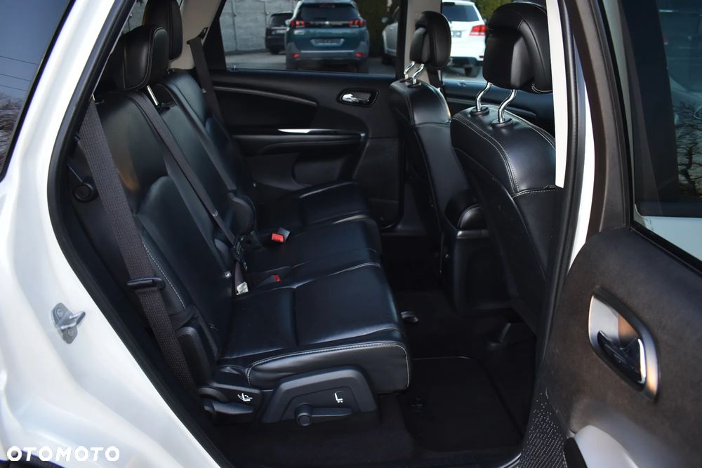 Fiat Freemont 2.0 Multijet 16V DPF Automatik Allrad Black Code - 35