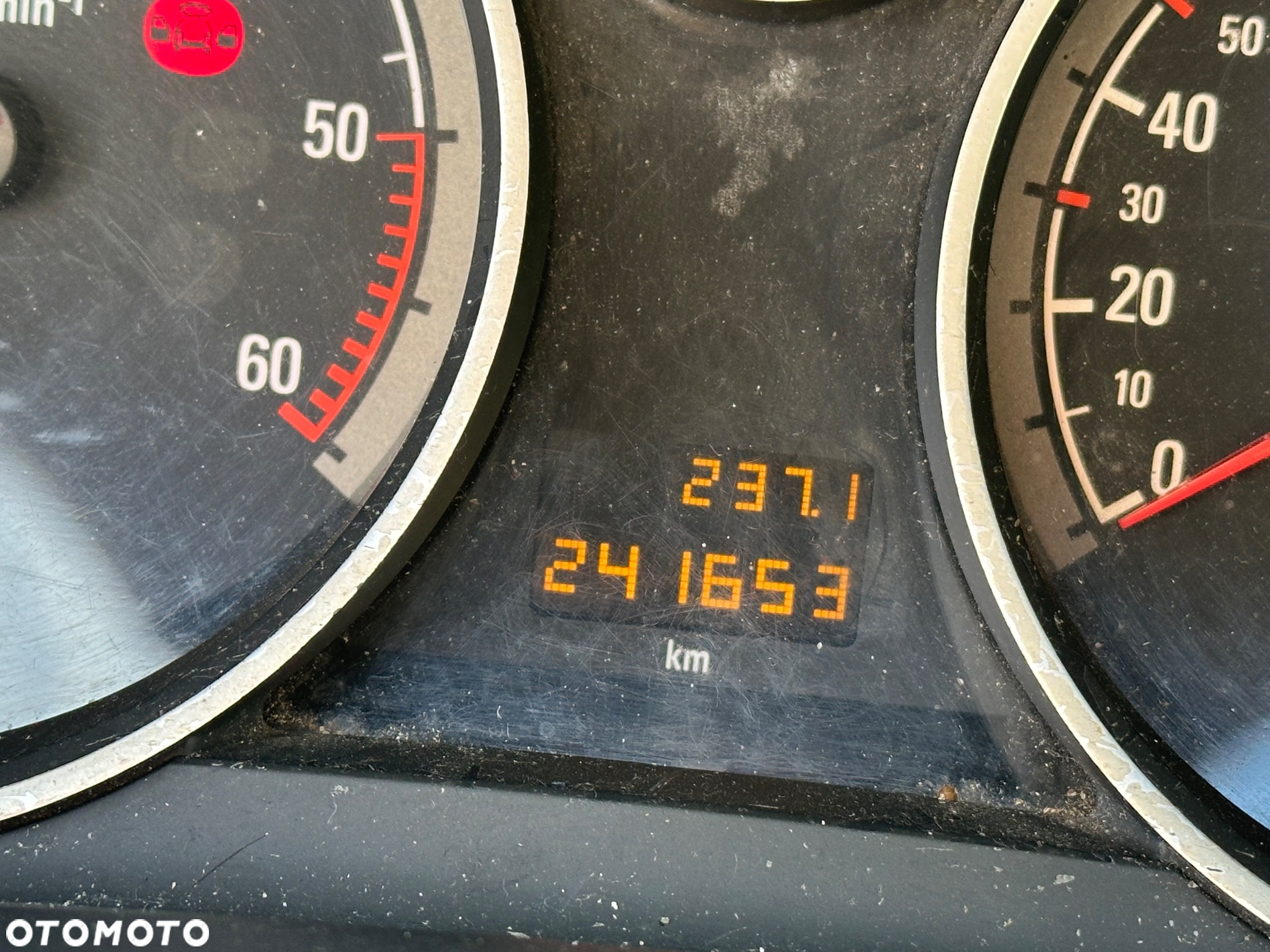 Opel Astra 1.7 CDTI DPF - 14