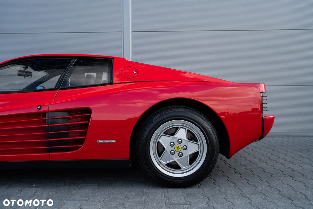 Ferrari Testarossa - 16