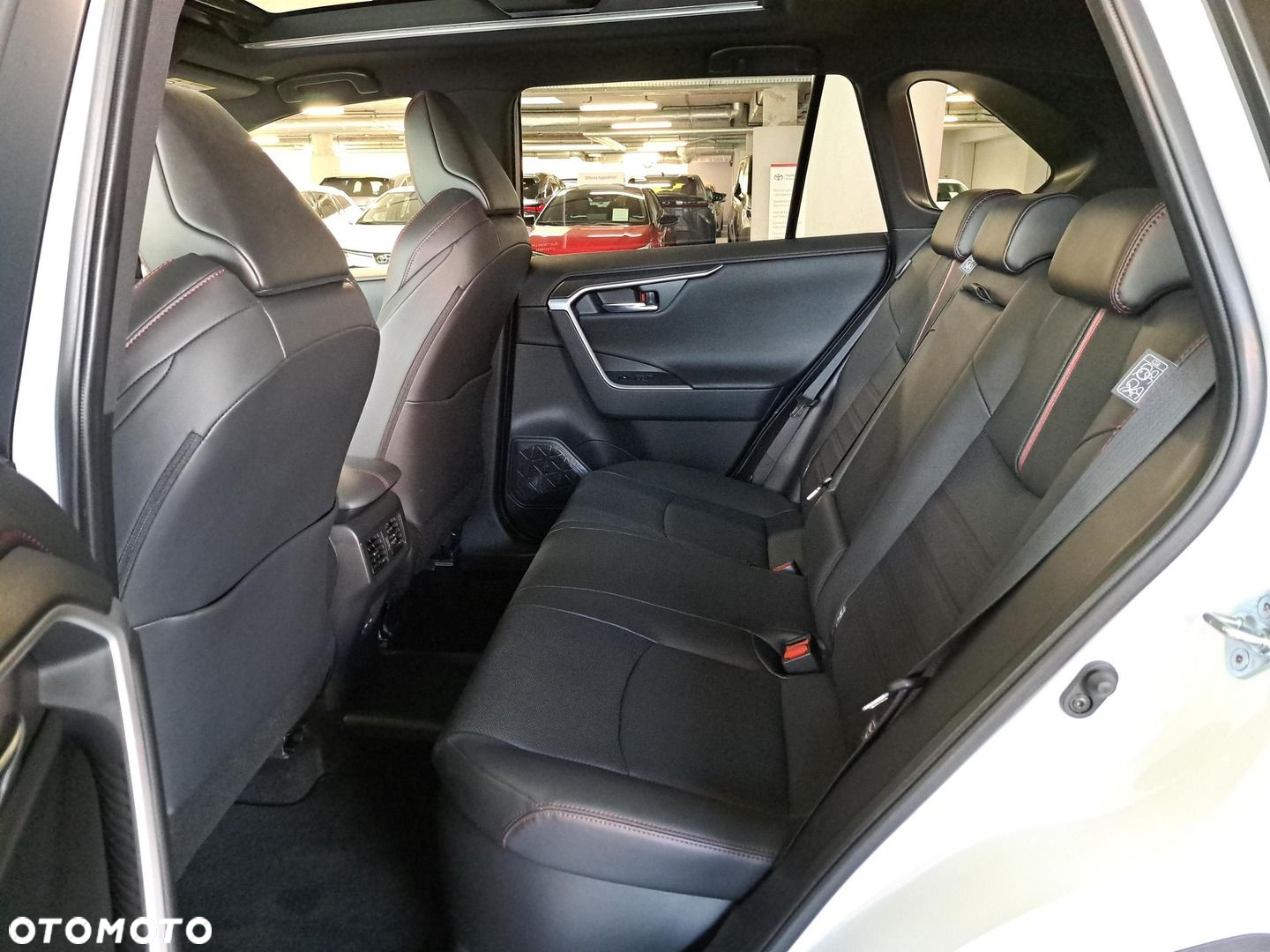 Toyota RAV4 - 11