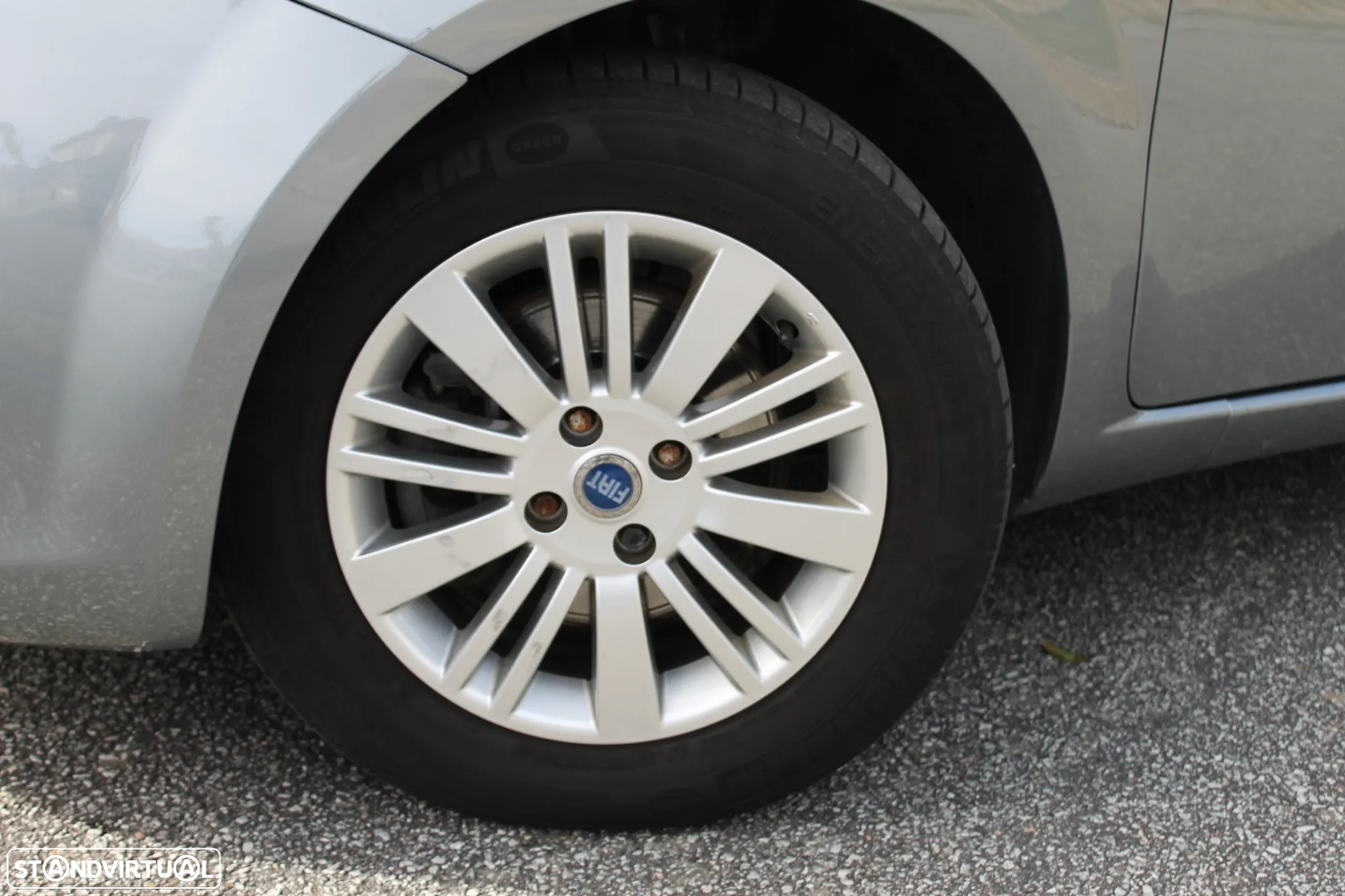 Fiat Grande Punto - 10