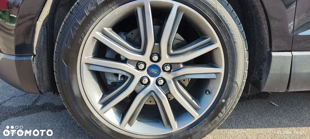 Ford Edge - 21
