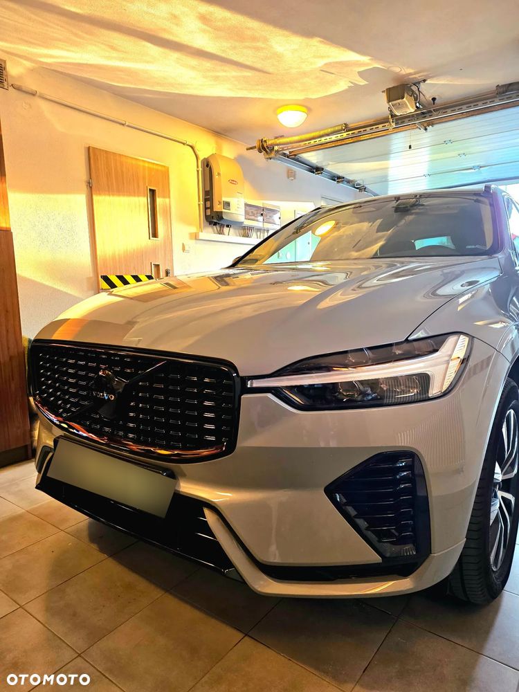 Volvo XC 60 B4 D AWD Plus Dark - 9