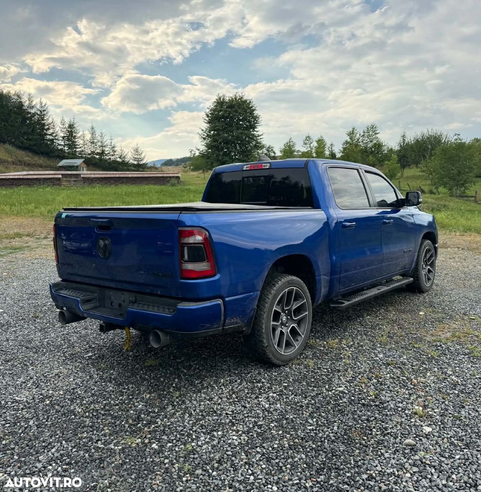 Dodge RAM - 4