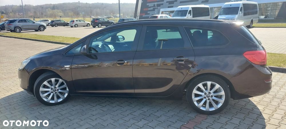 Opel Astra 1.4 Turbo - 2