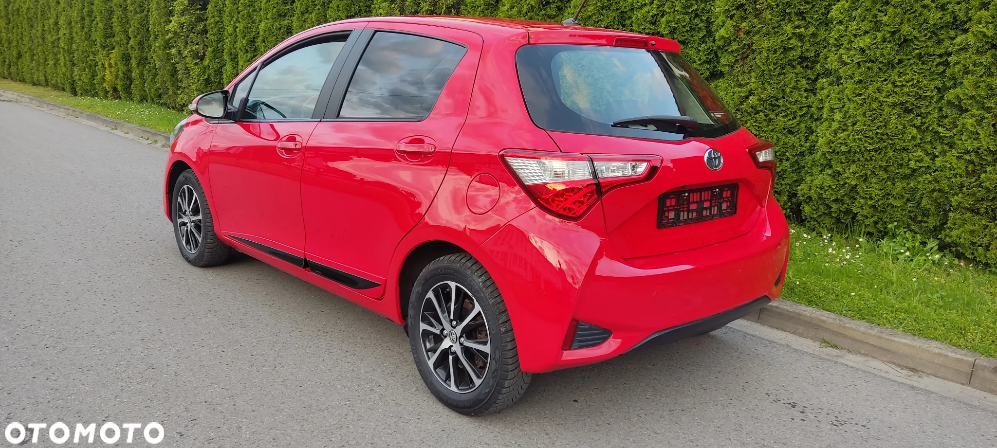 Toyota Yaris Hybrid 1.5 VVT-i Comfort - 8