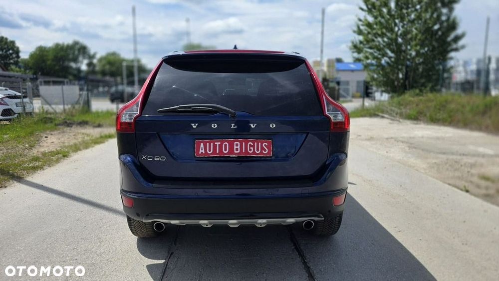 Volvo XC 60 - 8