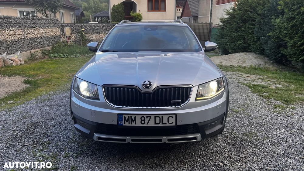 Skoda Octavia 2.0 TDI 4x4 DSG Scout - 2