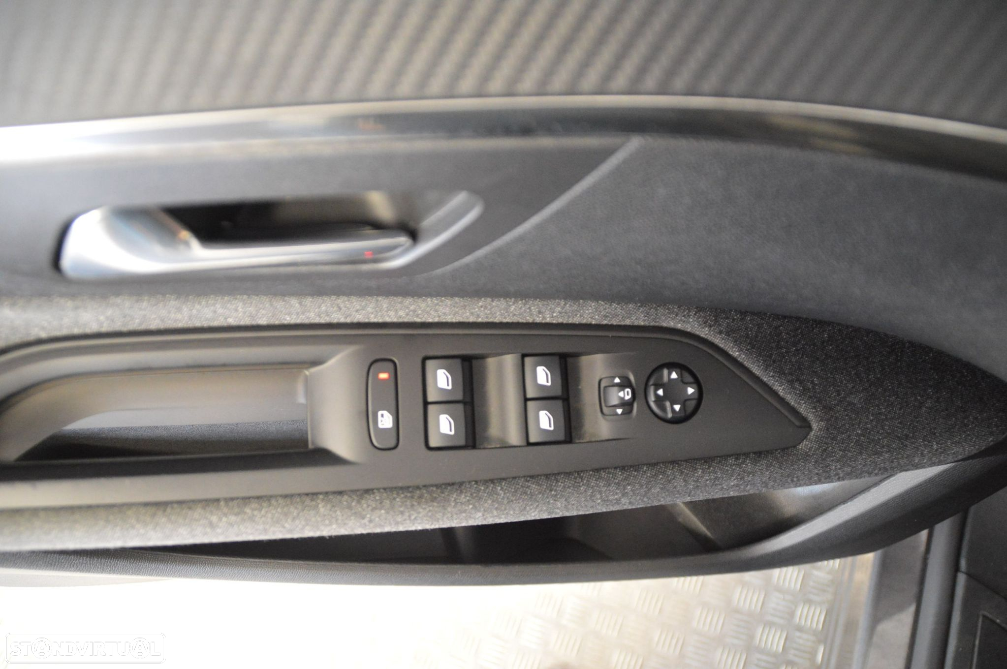 Peugeot 3008 BlueHDi 130 Stop & Start Active Business-Pack - 27
