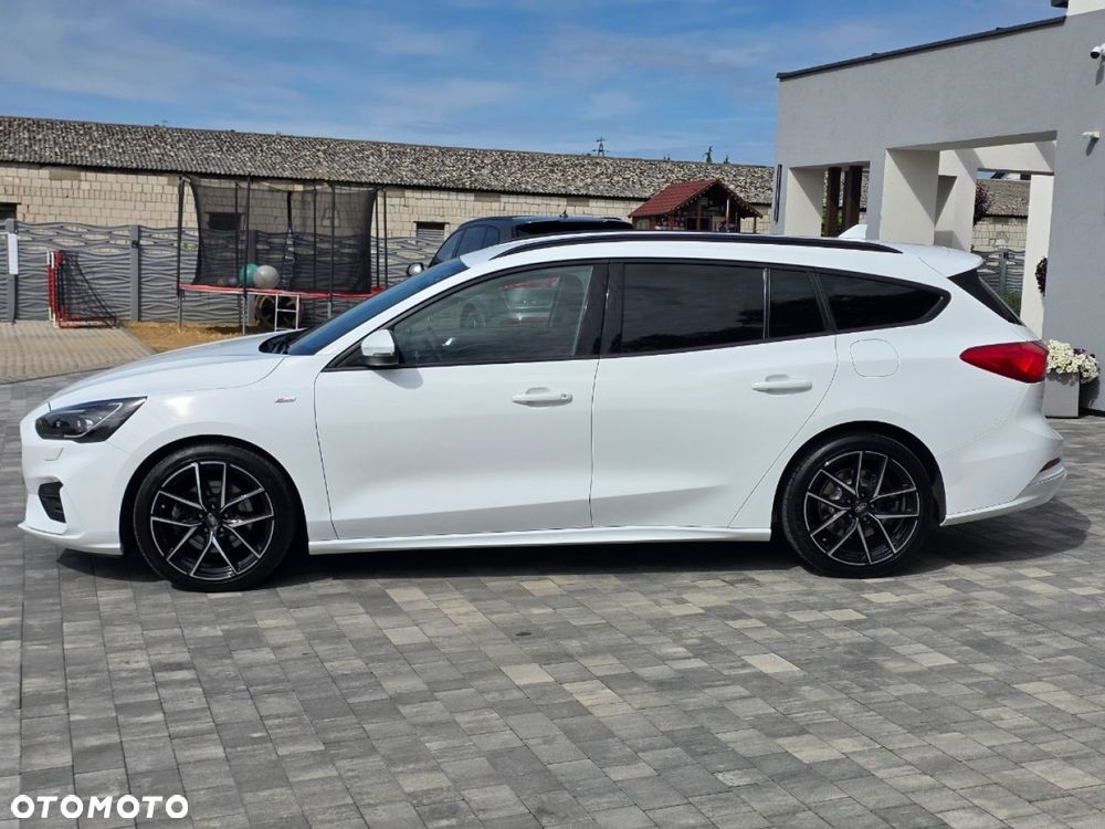 Ford Focus - 34