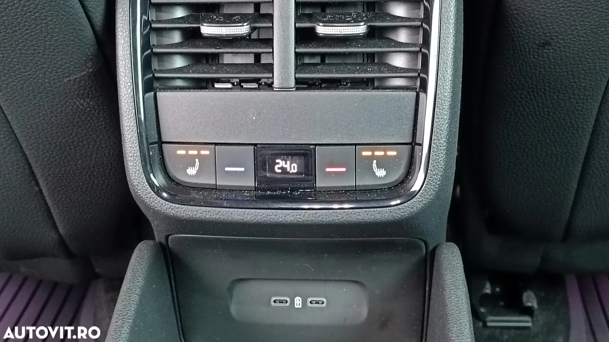 Skoda Octavia 2.0 TSI 265 CP DSG RS - 33