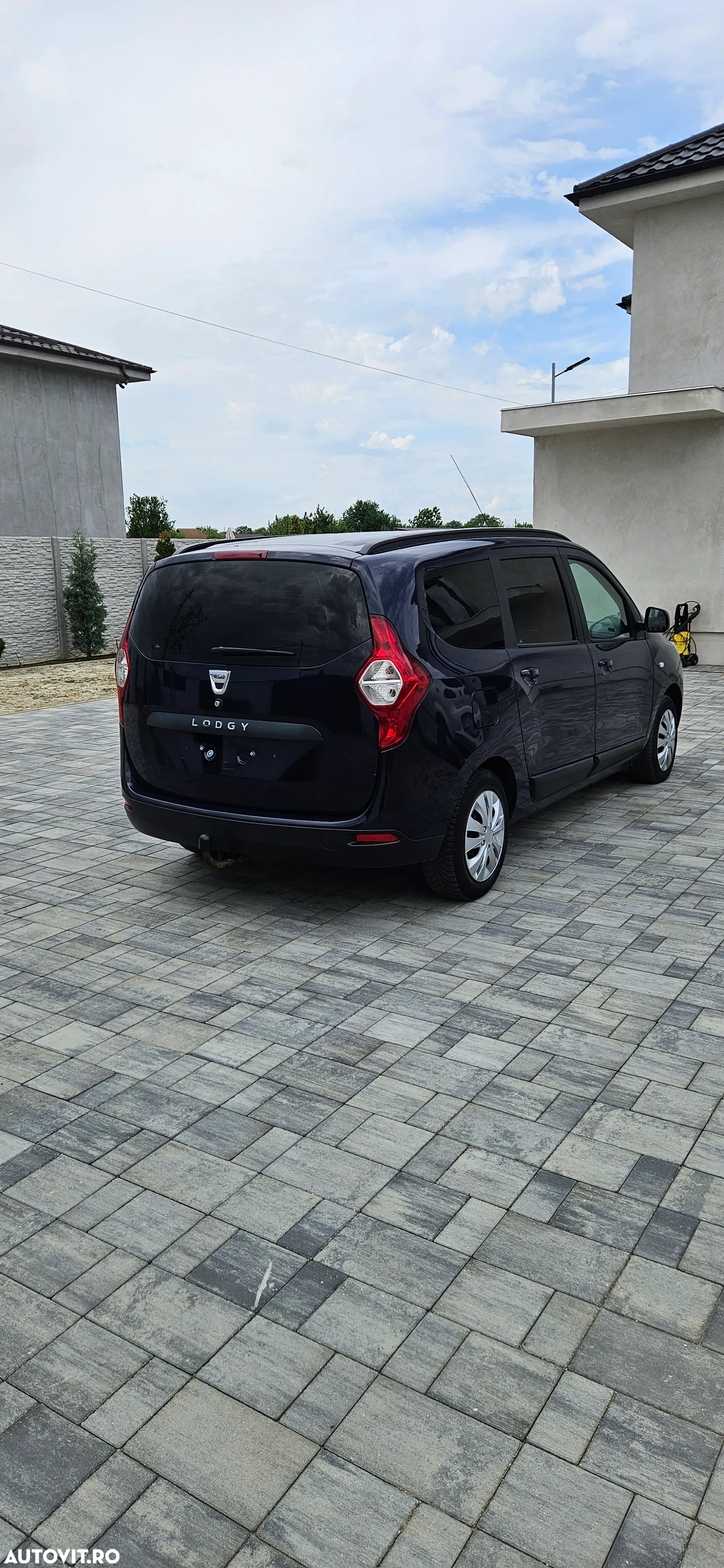 Dacia Lodgy 1.2 TCe 115 CP Laureate - 31