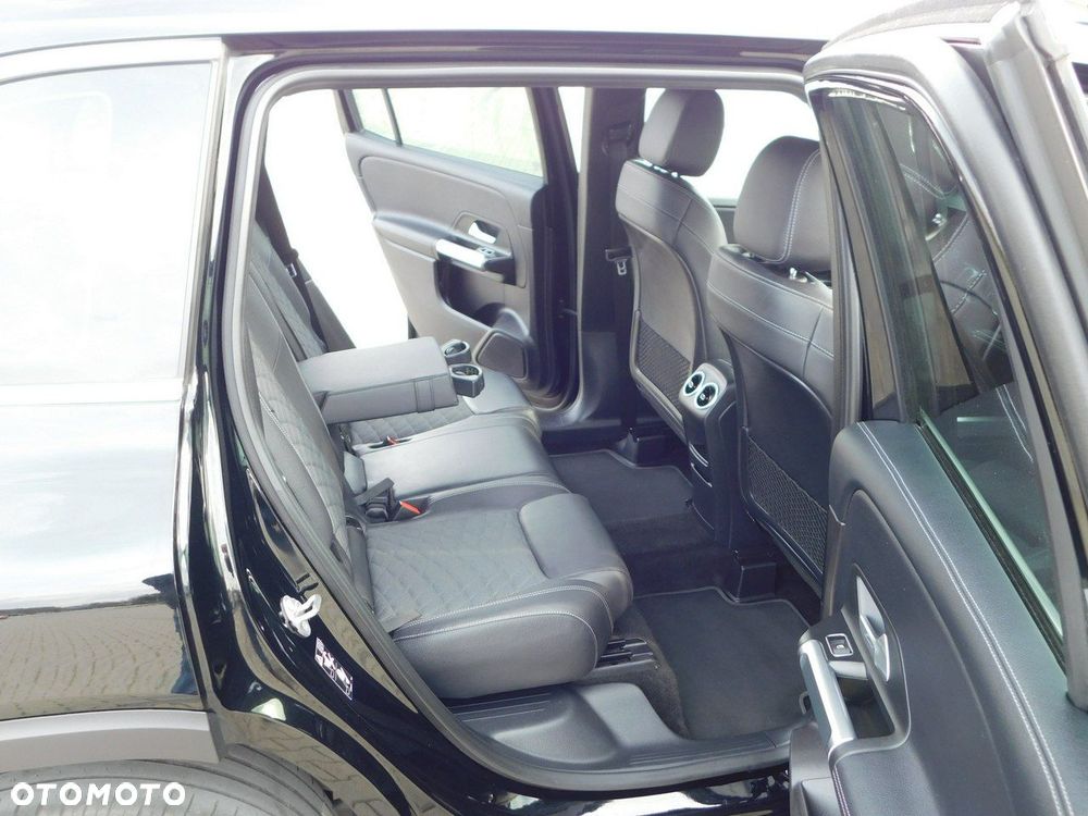 Mercedes-Benz GLB 200 d Progressive 8G-DCT - 5