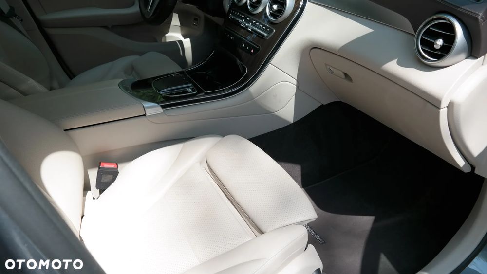 Mercedes-Benz GLC 200 4-Matic - 14