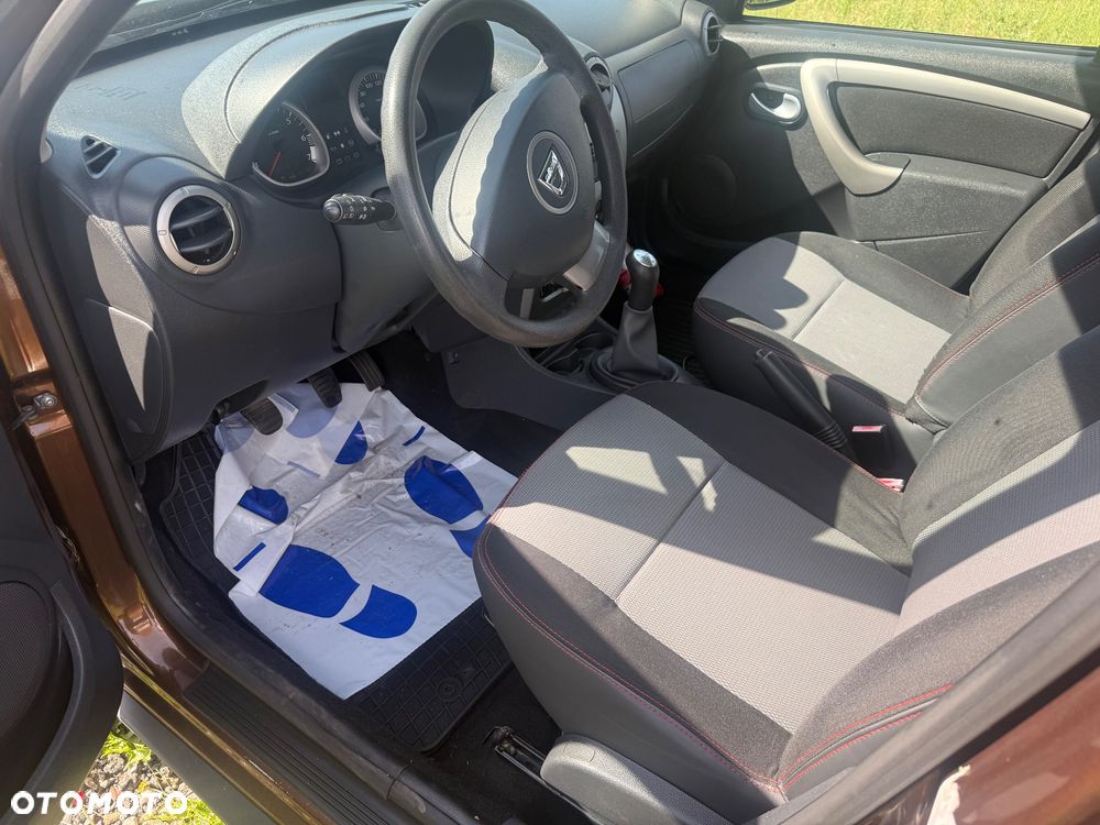 Dacia Duster 1.6 Ambiance - 8