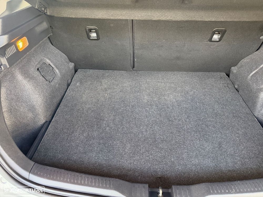 Toyota Auris 1.4 D-4D +AC - 11