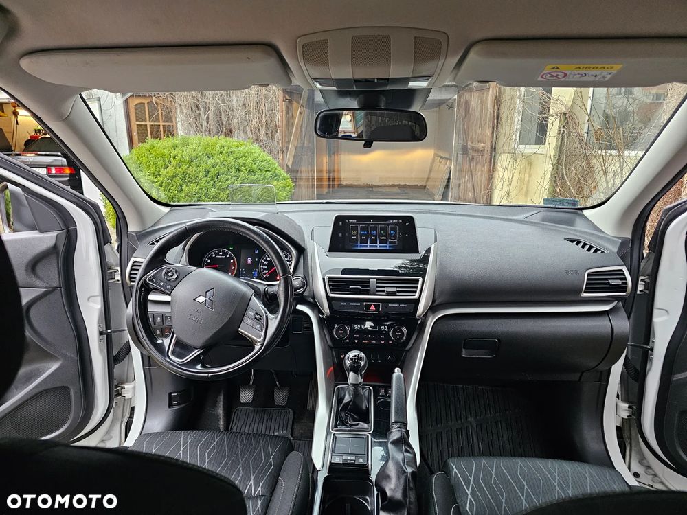 Mitsubishi Eclipse Cross 1.5 T Intense - 17