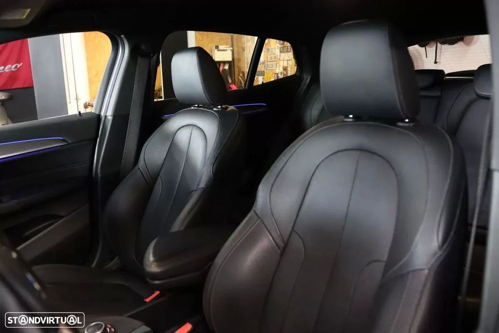 BMW X2 18 d sDrive Auto Pack M - 10