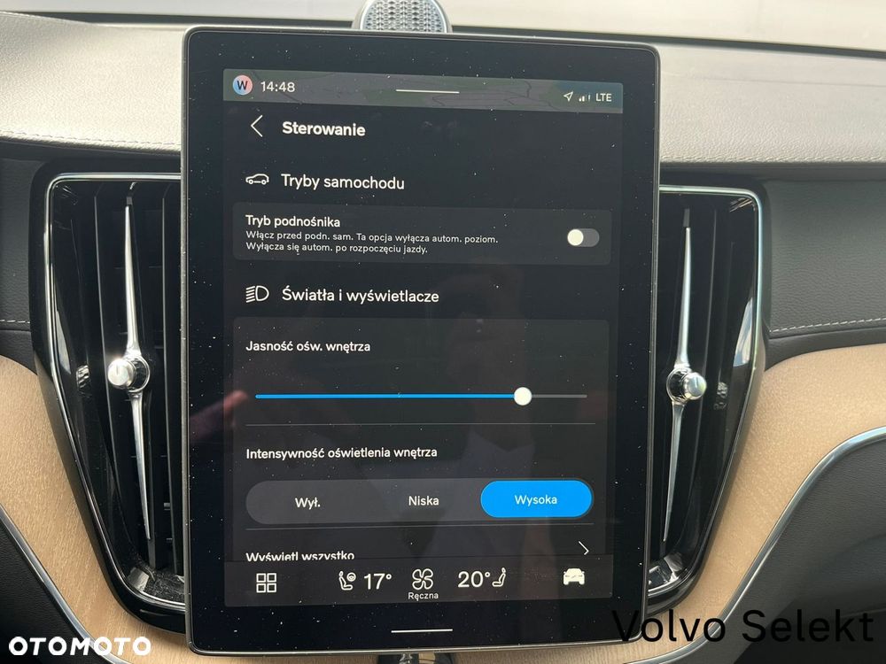Volvo XC 60 - 30