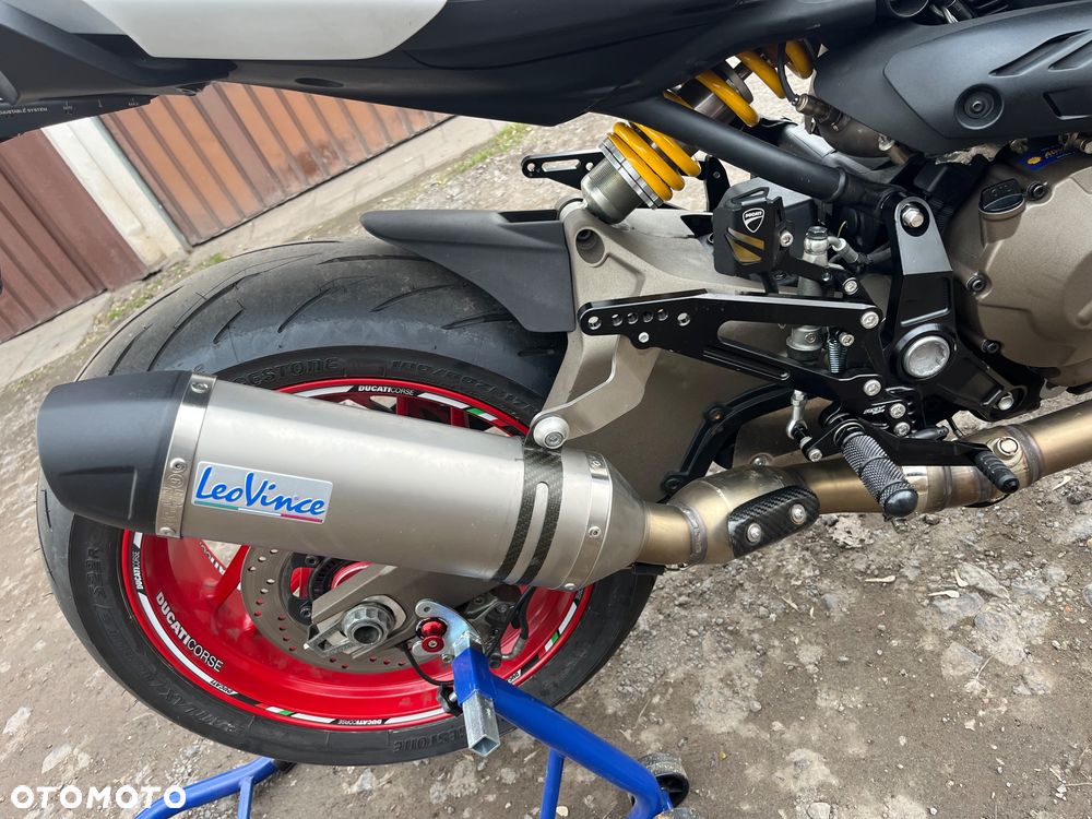 Ducati Monster - 8