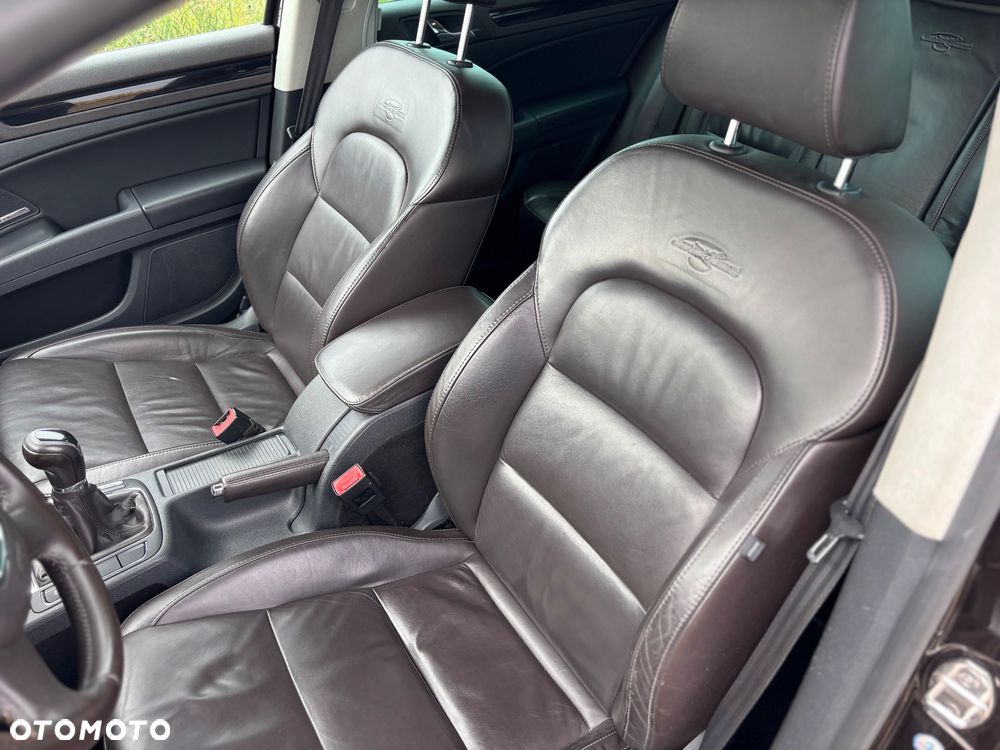 Skoda Superb 2.0 TDI Green tec L&K - 14