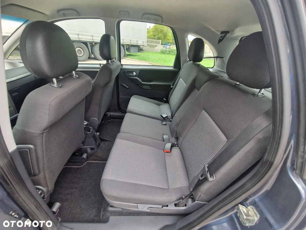 Opel Meriva 1.6 16V Cosmo - 17