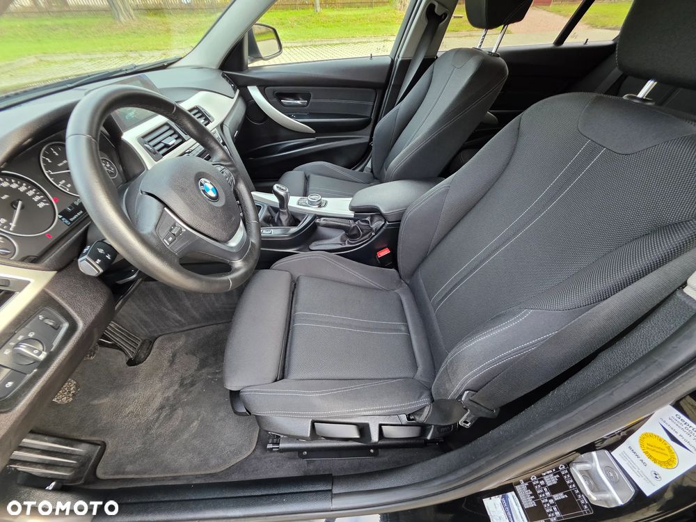 BMW Seria 3 318d Edition Luxury Line Purity - 19