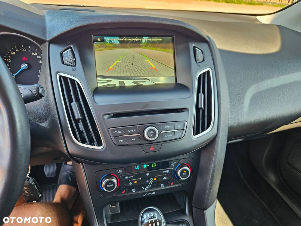 Ford Focus 1.5 TDCi DPF Start-Stopp-System Trend - 11