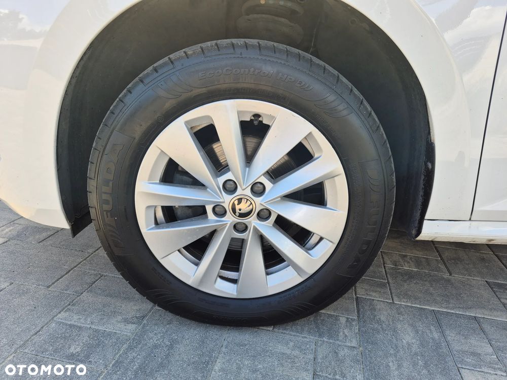 Skoda Kamiq 1.0 TSI Selection DSG - 24