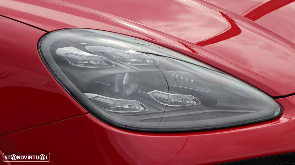 Porsche Cayenne E-Hybrid - 12