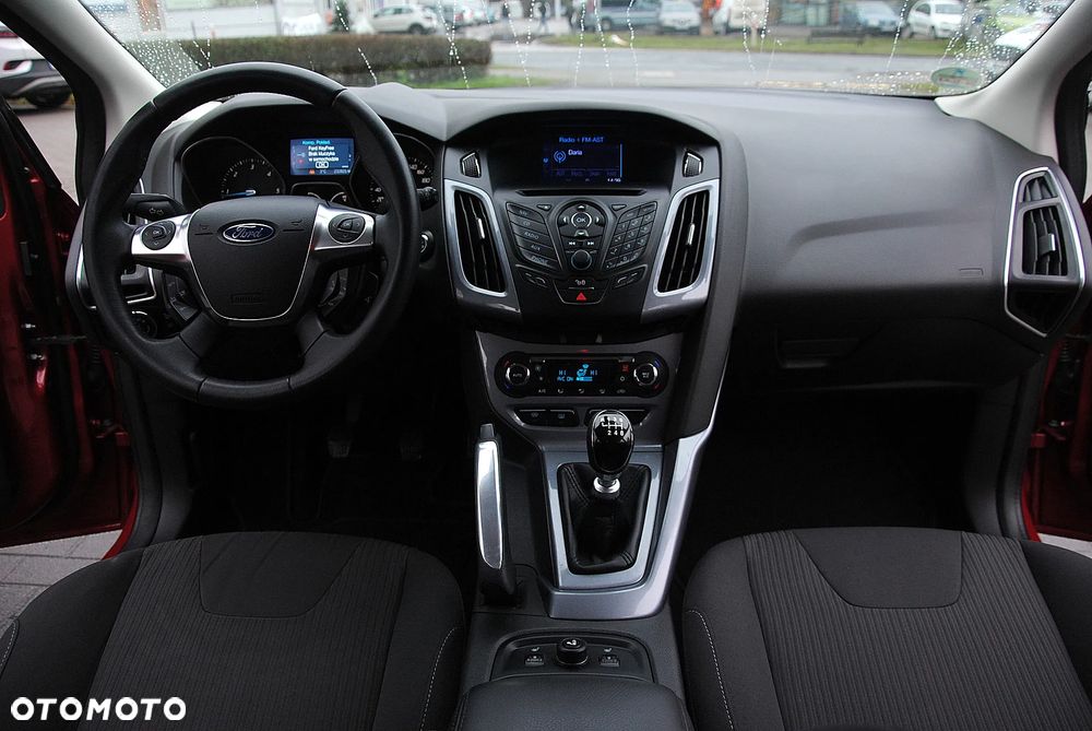 Ford Focus 1.6 TDCi DPF Titanium - 12