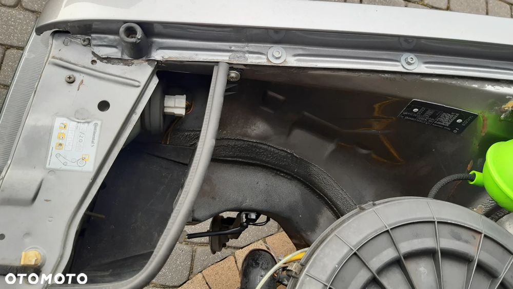 Volkswagen Passat 1.8 GL - 6