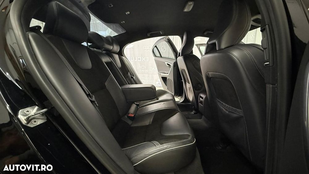 Volvo S60 - 17