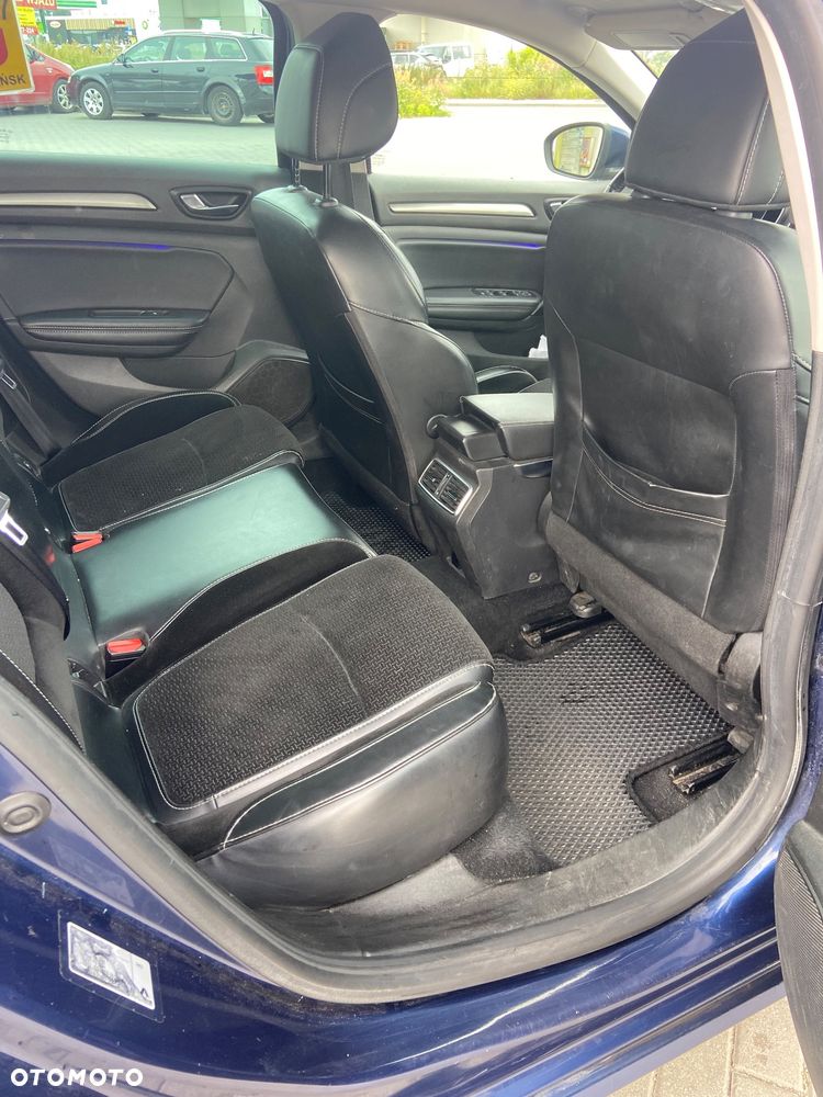 Renault Megane 1.5 dCi Bose EDC - 8