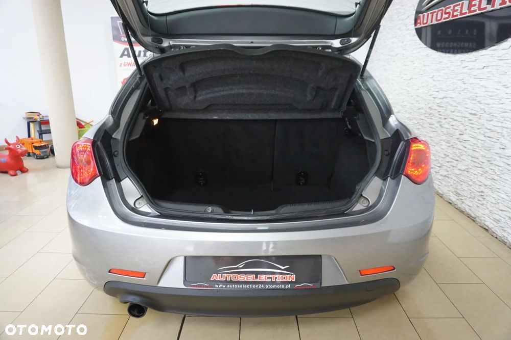 Alfa Romeo Giulietta 1.4 TB 16V Multiair - 16