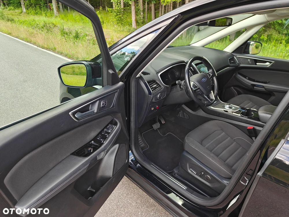 Ford Galaxy - 20