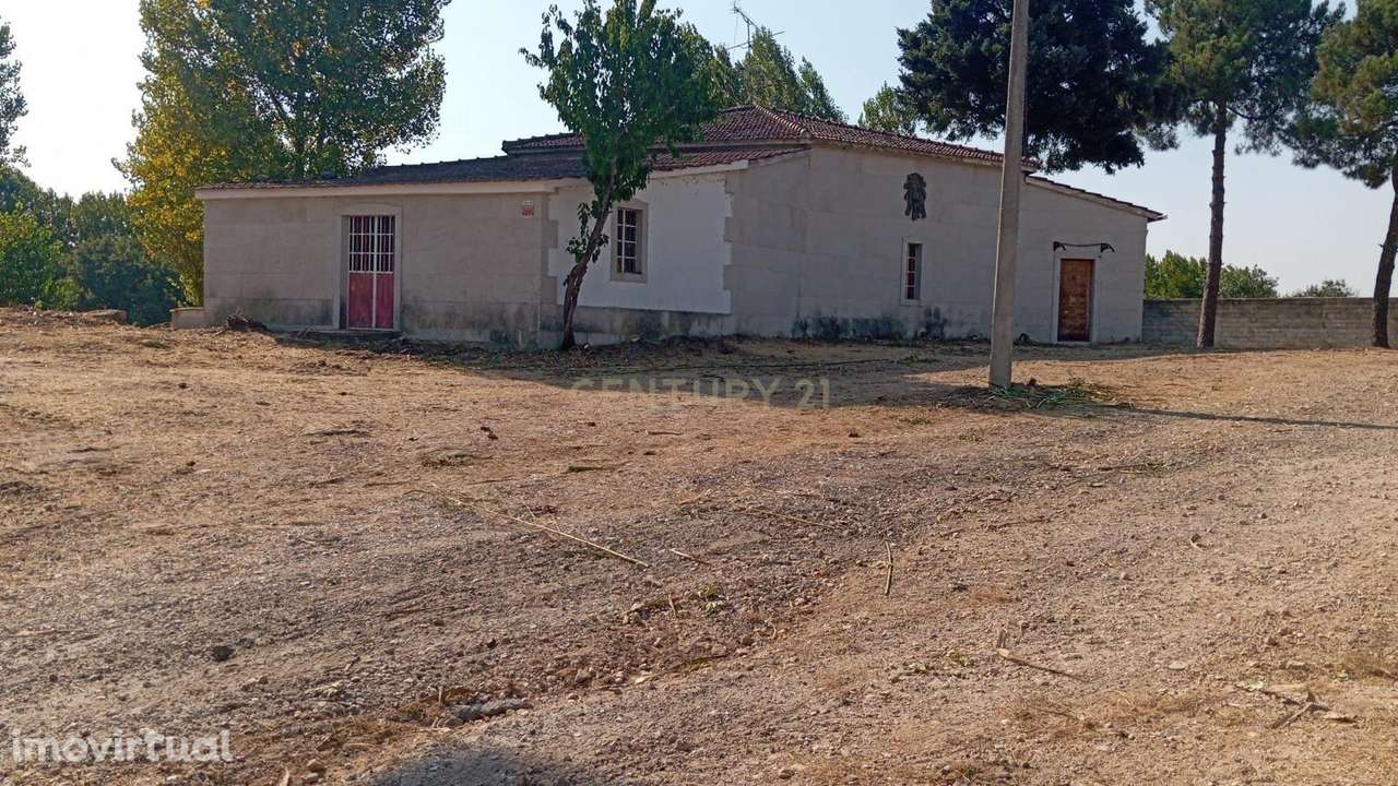 Espaço Comercial em Vila Real com Vista Panorâmica e Jardim - Grande imagem: 2/20