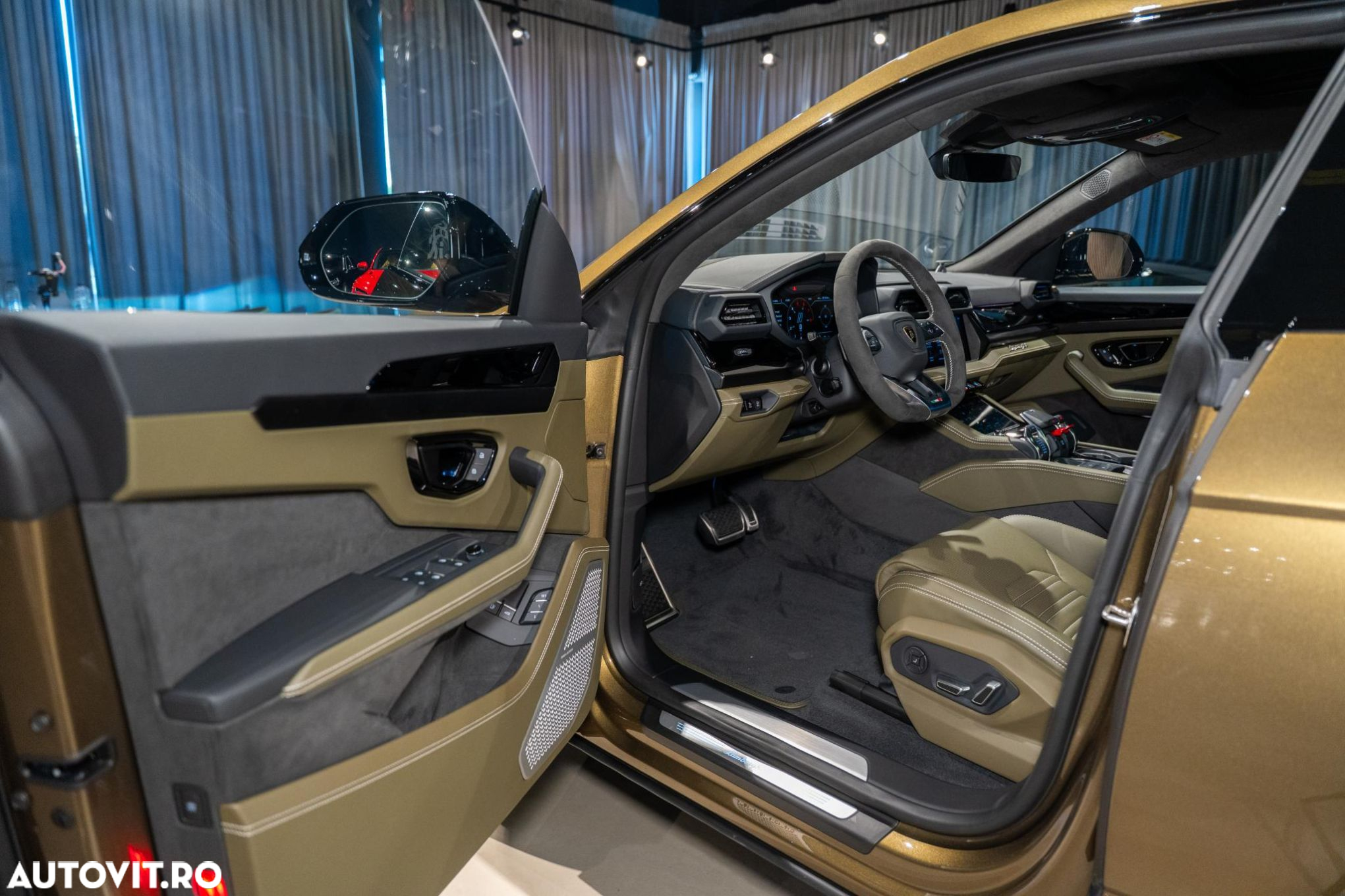 Lamborghini URUS - 11